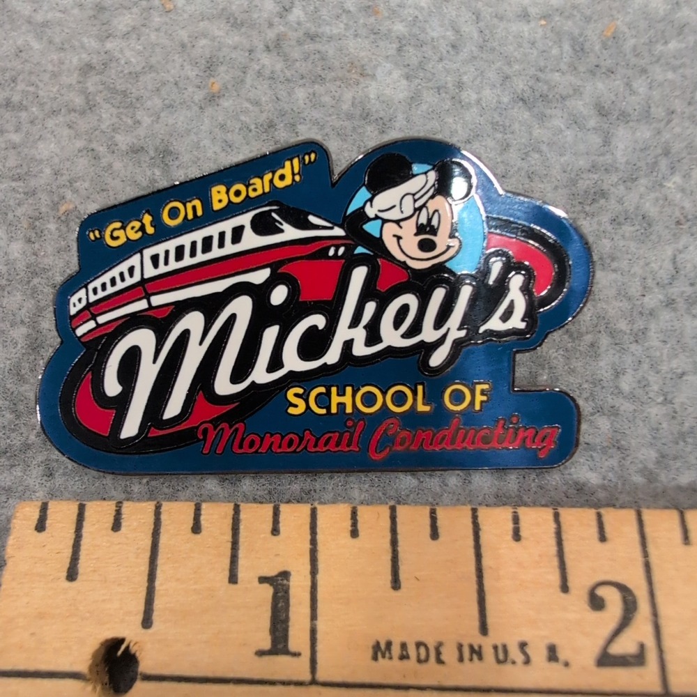 Disney Mickey Mouse School of Monorail Conducting Pin 2004 Official Trading - Picture 2 of 4